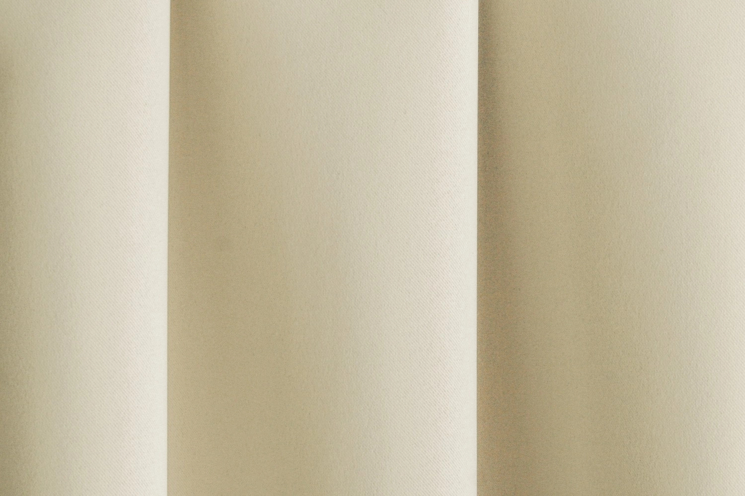 Fényes krém beige Denis sötétítő design függöny textil 5,2fm