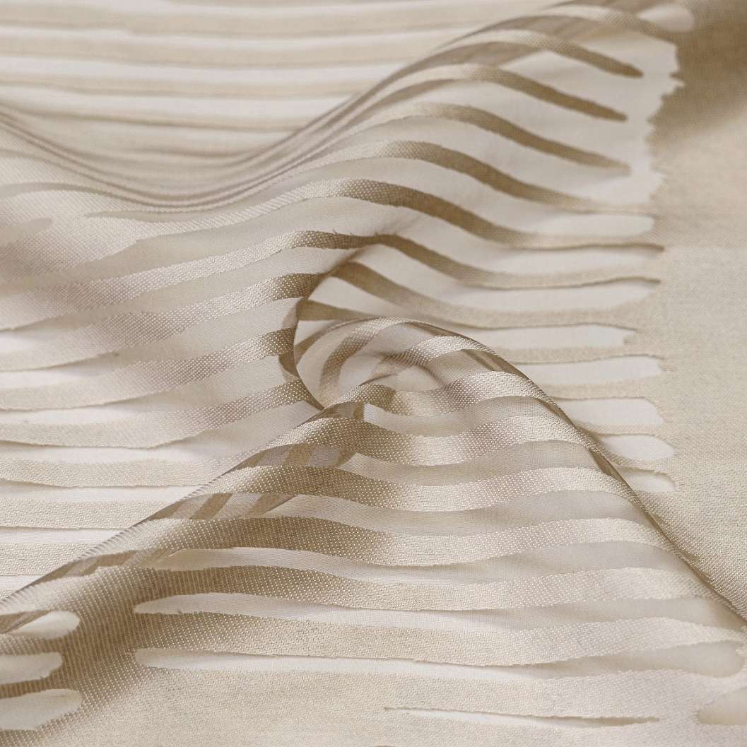 Taupe színű függöny anyag organza